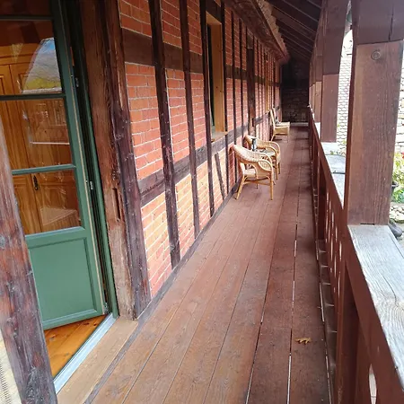 Apartment Ferienwohnung *